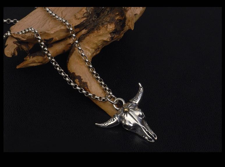 Collier Crâne de Buffle (Argent)
