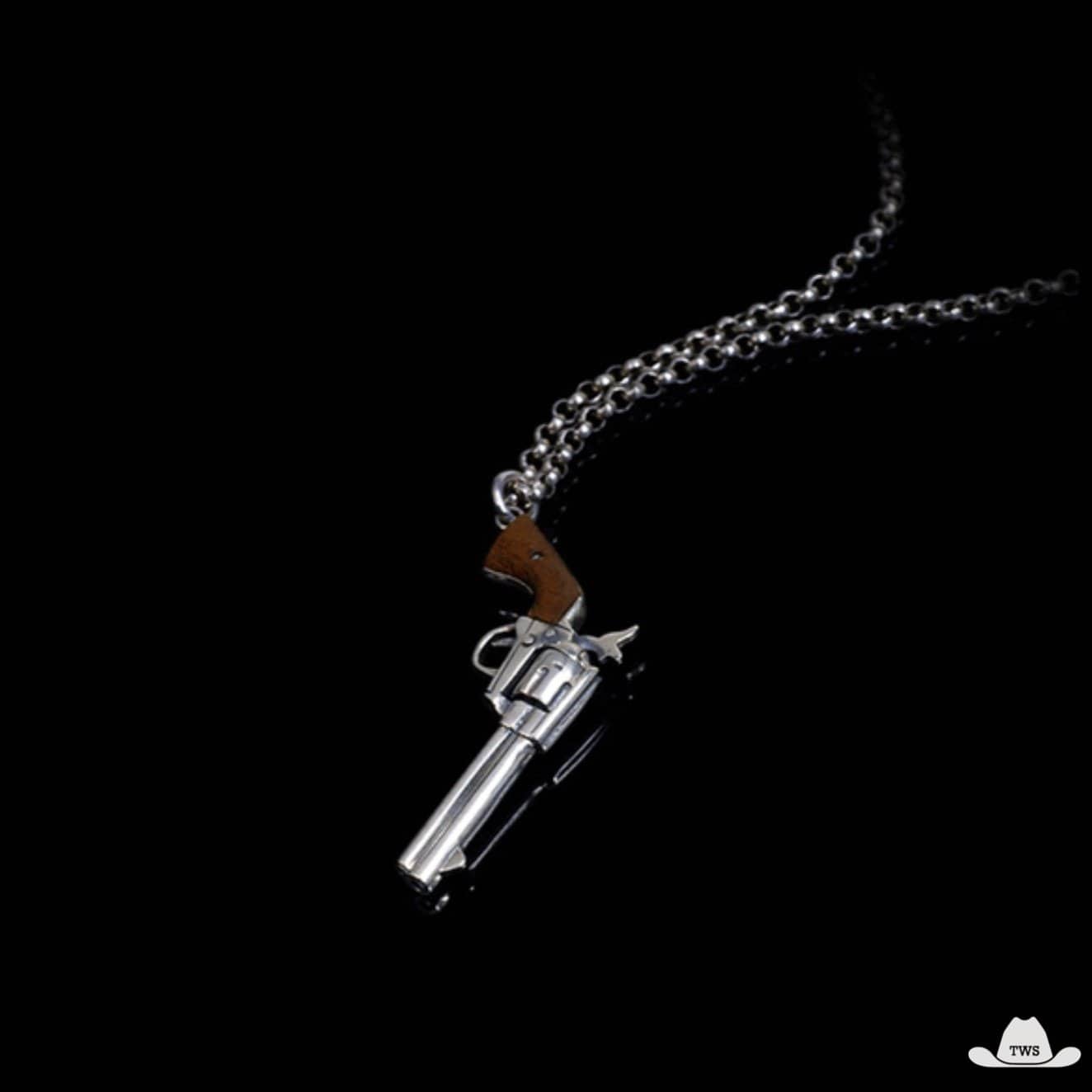 Collier Western Revolver (Argent) – Image 3