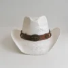 Chapeau de cowboy en paille blanche