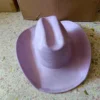 Chapeau de style western en suédine végane
