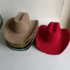 Chapeau de style western en suédine végane