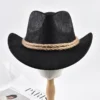 Chapeaux de cowboy de style vintage à bord relevé